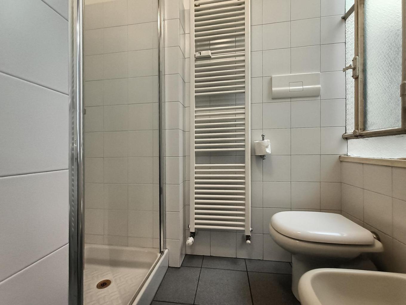 Sahi - Residenza Corso Italia Tre Camere, Due Bagni E Un Salone Milan Bagian luar foto